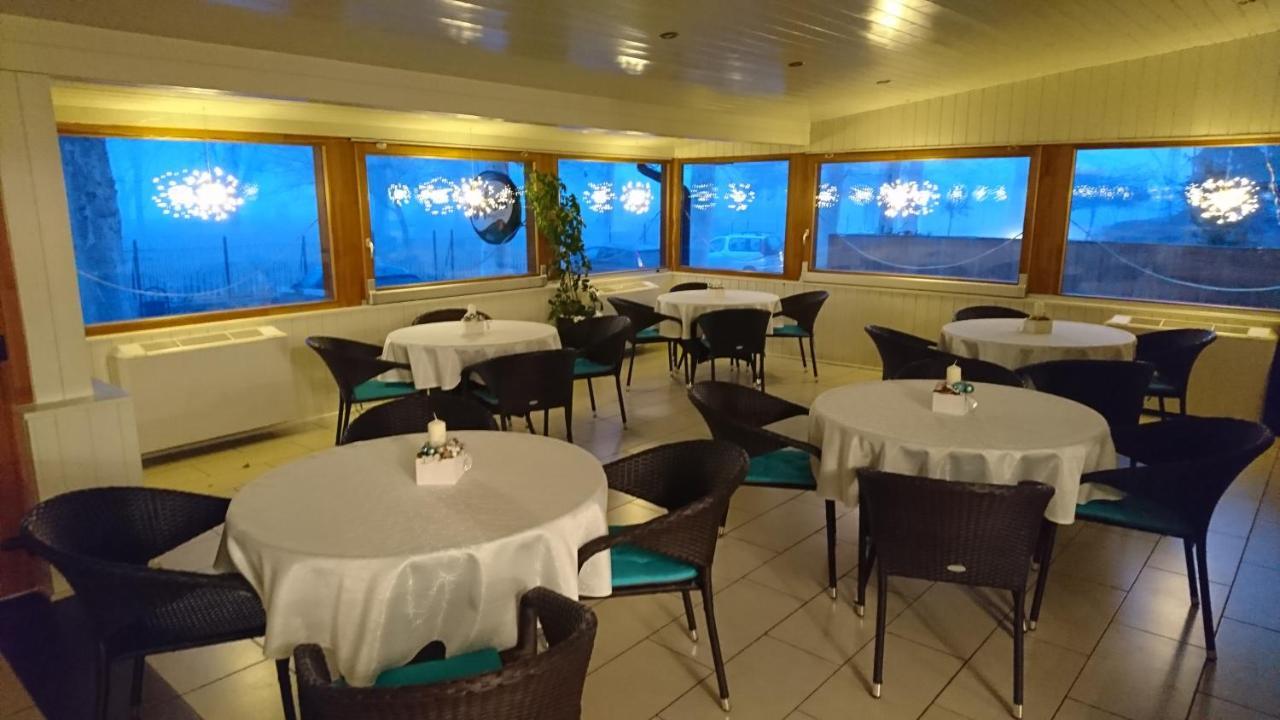 Balaton Colors Beach Hotel Siófok Exterior foto